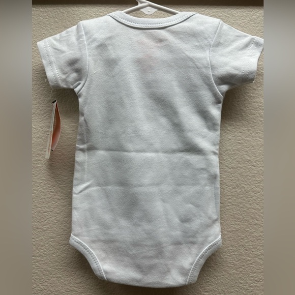 New Sara Kety Onesie - Picture 2 of 3